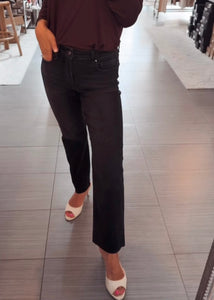 Tammy Mid Rise Crop Straight Leg Jeans