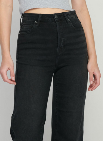 Maddie High Rise Straight Leg Jeans