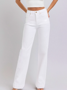 Cody  Classic Straight Leg Jeans