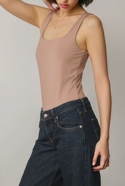 Leah Square Neck Bodysuit