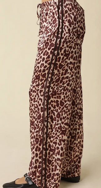 Into The Wild Leopard Set