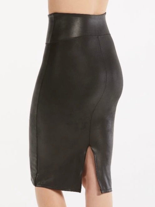 Spanx Faux Leather Skirt – Covetique Clothing