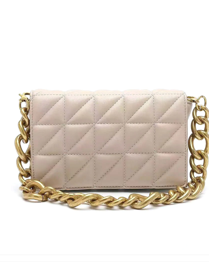 Brenda Quilted Chunky Chain Handbag Brenda Quilted Chunky Chain Handbag